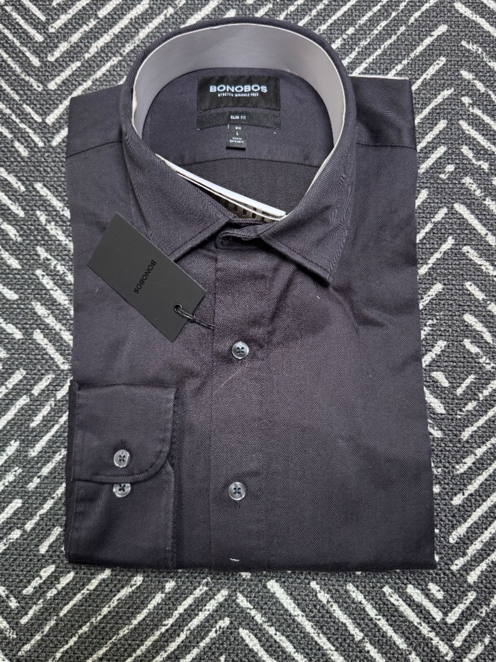 Bonobos Slim Fit Desk to Dinner shirt. Black. Large